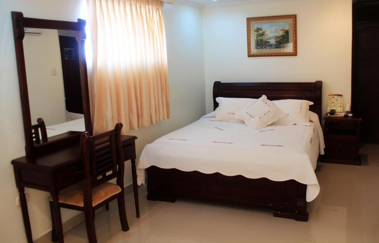 Hotel Sol Del Este Cartagena Екстер'єр фото